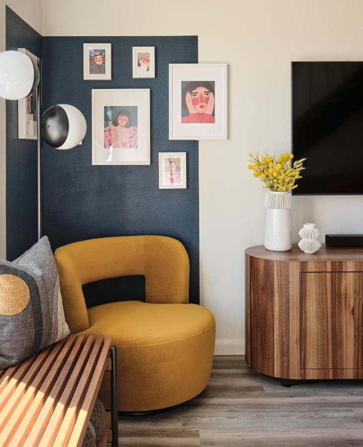 Midcentury Couples Designer Loft - Casa Tuya Apartment Austin Exterior foto
